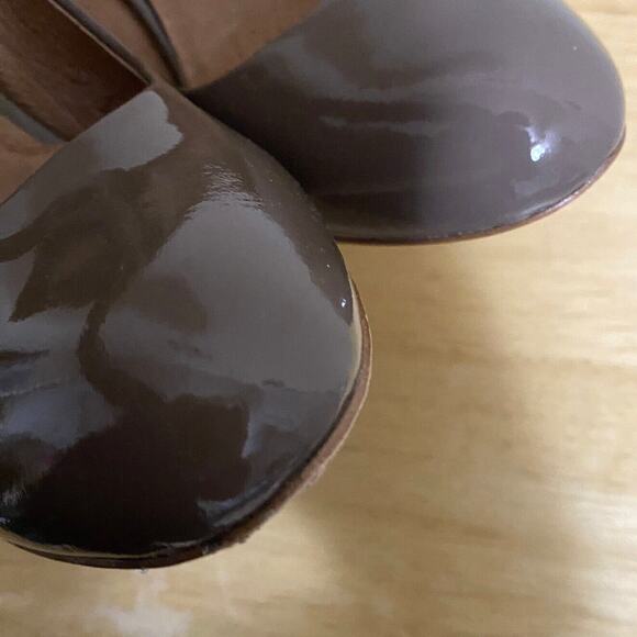 Corso Como Taupe Shoes Size 9M Patent Leather 3.5” Wooden Block Heel Pumps - Picture 10 of 12